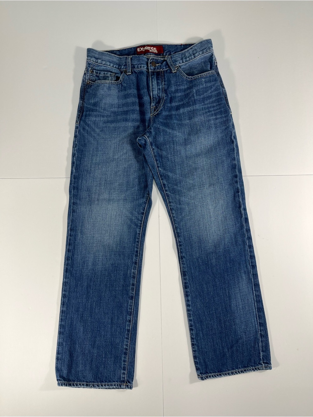 Express Men's Medium Blue Relaxed Straight Jeans